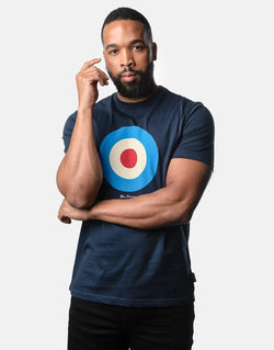 Ben Sherman Navy Target Graphic Tee: Premium Cotton, Iconic Logo, Casual Style