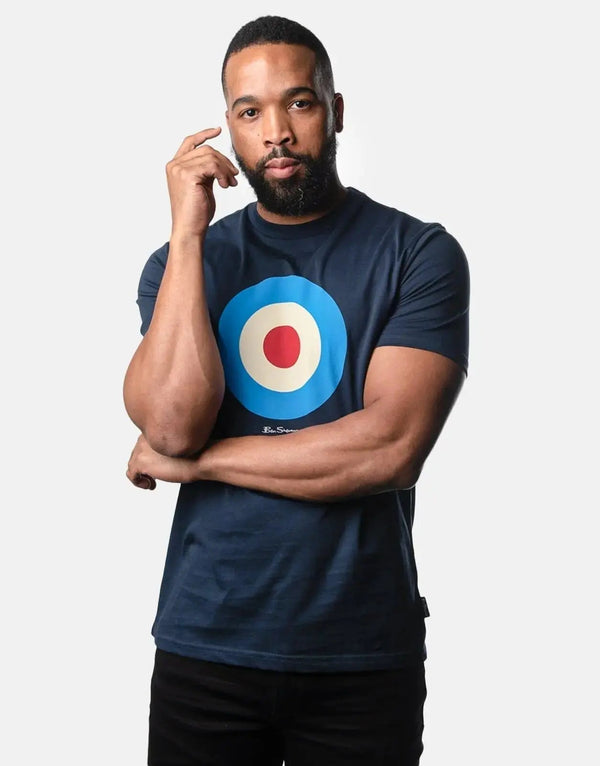 Ben Sherman Navy Target Graphic Tee: Premium Cotton, Iconic Logo, Casual Style