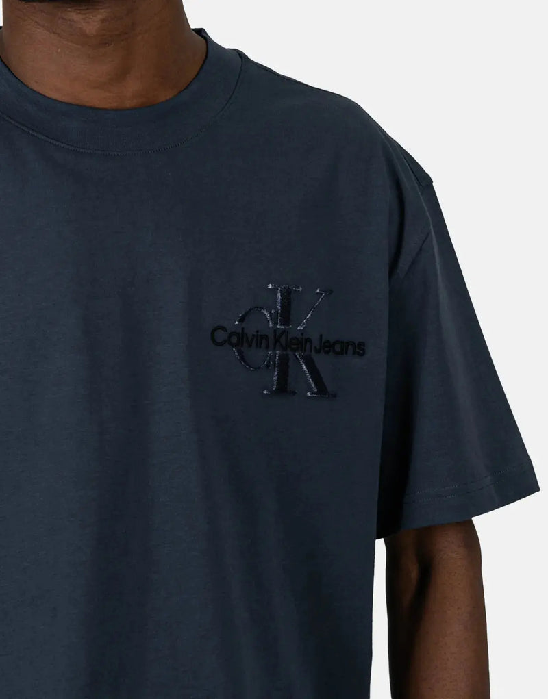 Calvin Klein Monologo Navy Tee: Premium Cotton Comfort, Iconic Style for Men