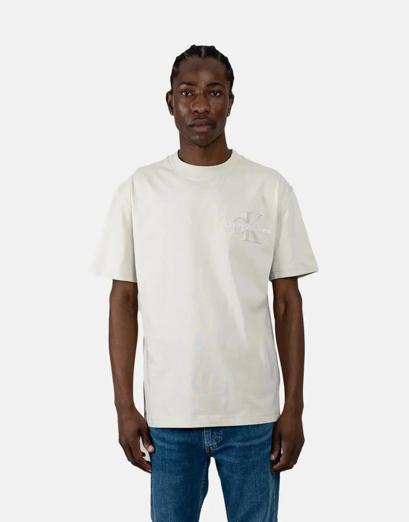 Calvin Klein Men's Bristle Monologo Crew Neck Tee – Everyday Comfort & Iconic Style