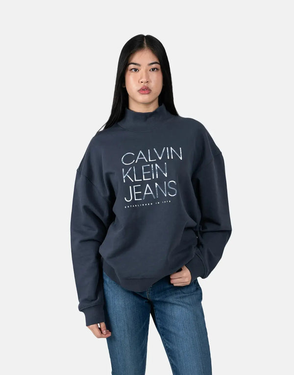 Calvin Klein Embroidered Logo Sweatshirt: Plush Comfort, Iconic Style, Everyday Essential