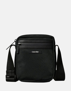 Calvin Klein Essential Reporter Bag: Sleek Black Crossbody for Daily Essentials