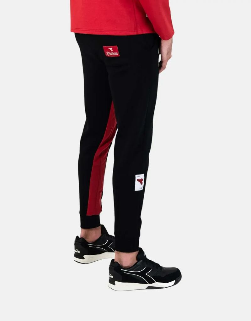 Diadora Icarus Men's Black Trackpants: Comfortable Fleece Joggers with Pockets