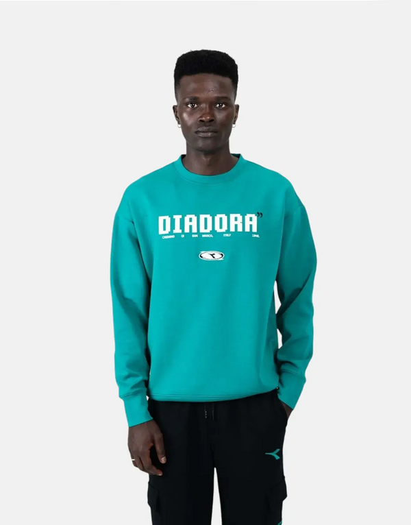 Diadora Rosso Green Crewneck Sweatshirt: Premium Fabric Blend, Timeless Style