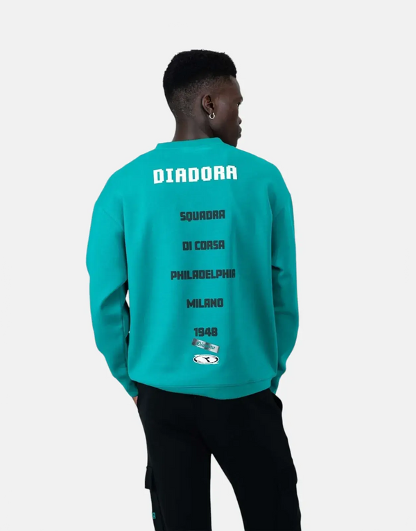 Diadora Rosso Green Crewneck Sweatshirt: Premium Fabric Blend, Timeless Style