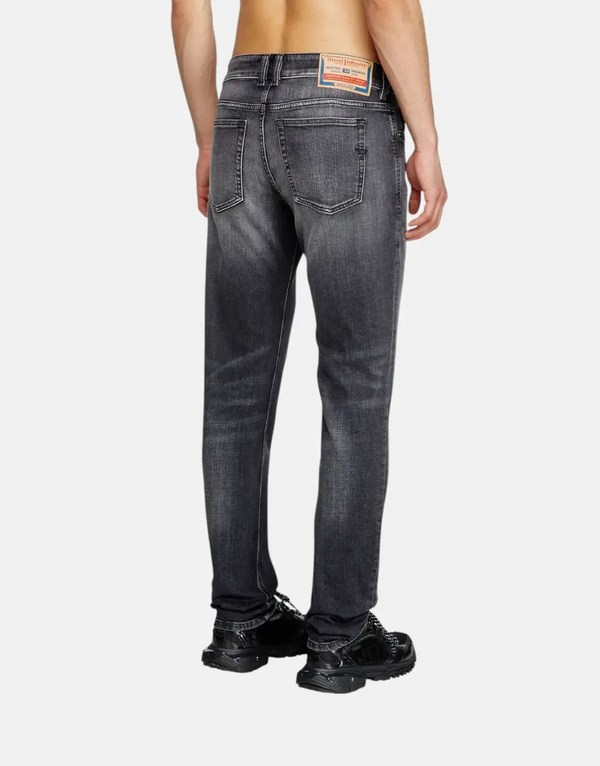 Diesel 1979 Sleenker Grey Wash Jeans for Men with Stretch Denim