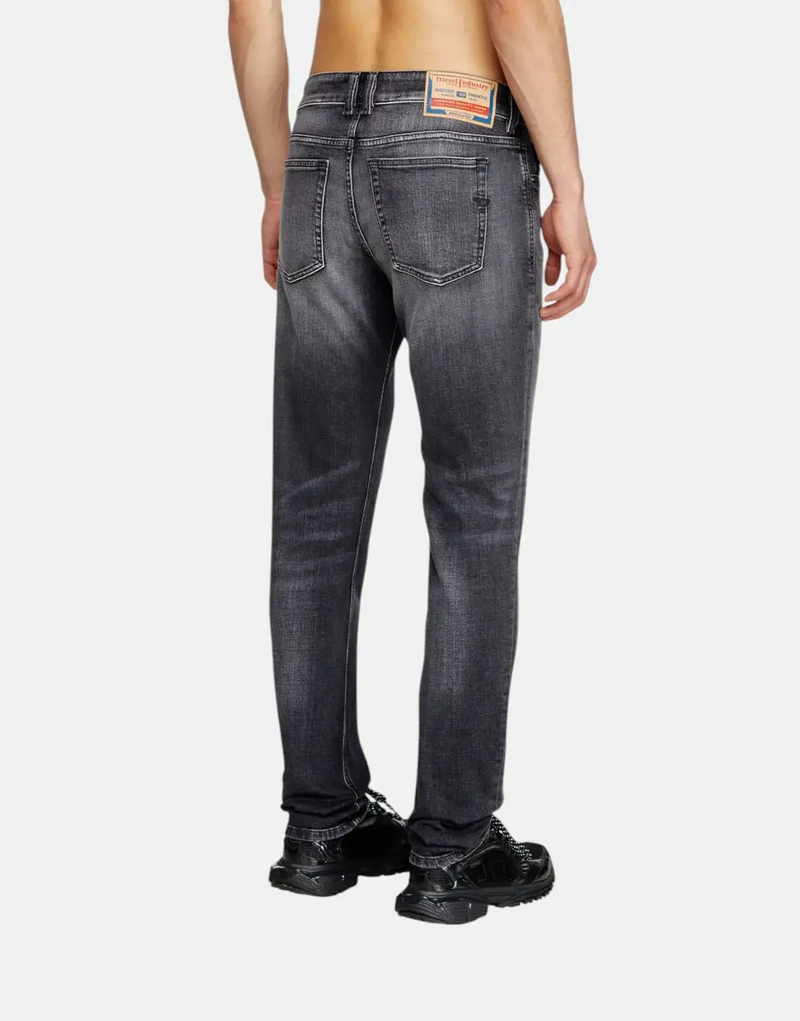 Diesel 1979 Sleenker Grey Wash Jeans for Men with Stretch Denim