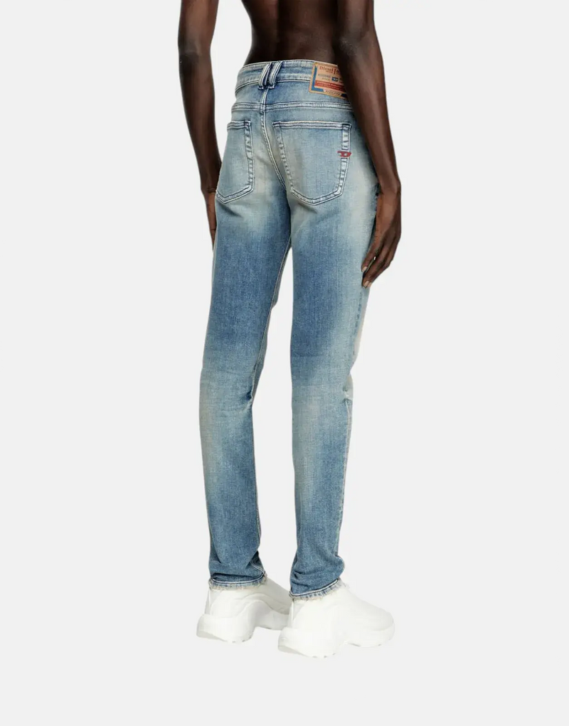 Men's Diesel 1979 Sleenker Distressed Skinny Jeans - Low Waist Denim