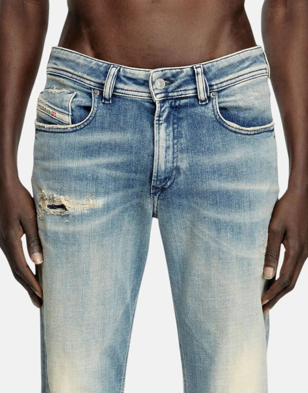 Men's Diesel 1979 Sleenker Distressed Skinny Jeans - Low Waist Denim