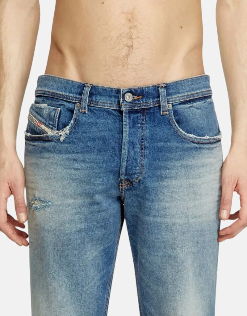 Diesel D-Finitive Tapered Denim Jeans: Regular Fit, Mid Waist, Button Fly