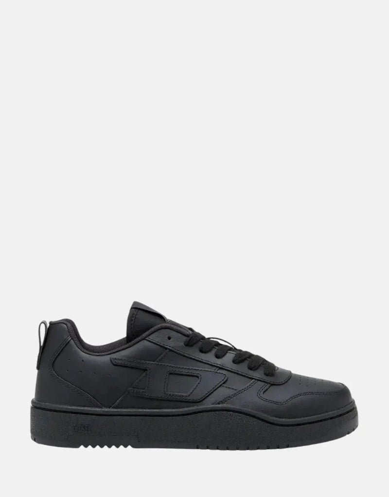 Diesel S-Ukiyo V2 Low Sneakers: Stylish Black Men's Urban Lifestyle Footwear