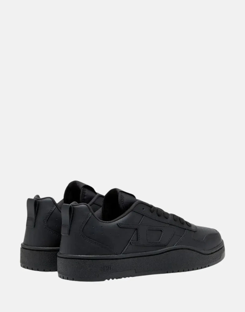 Diesel S-Ukiyo V2 Low Sneakers: Stylish Black Men's Urban Lifestyle Footwear
