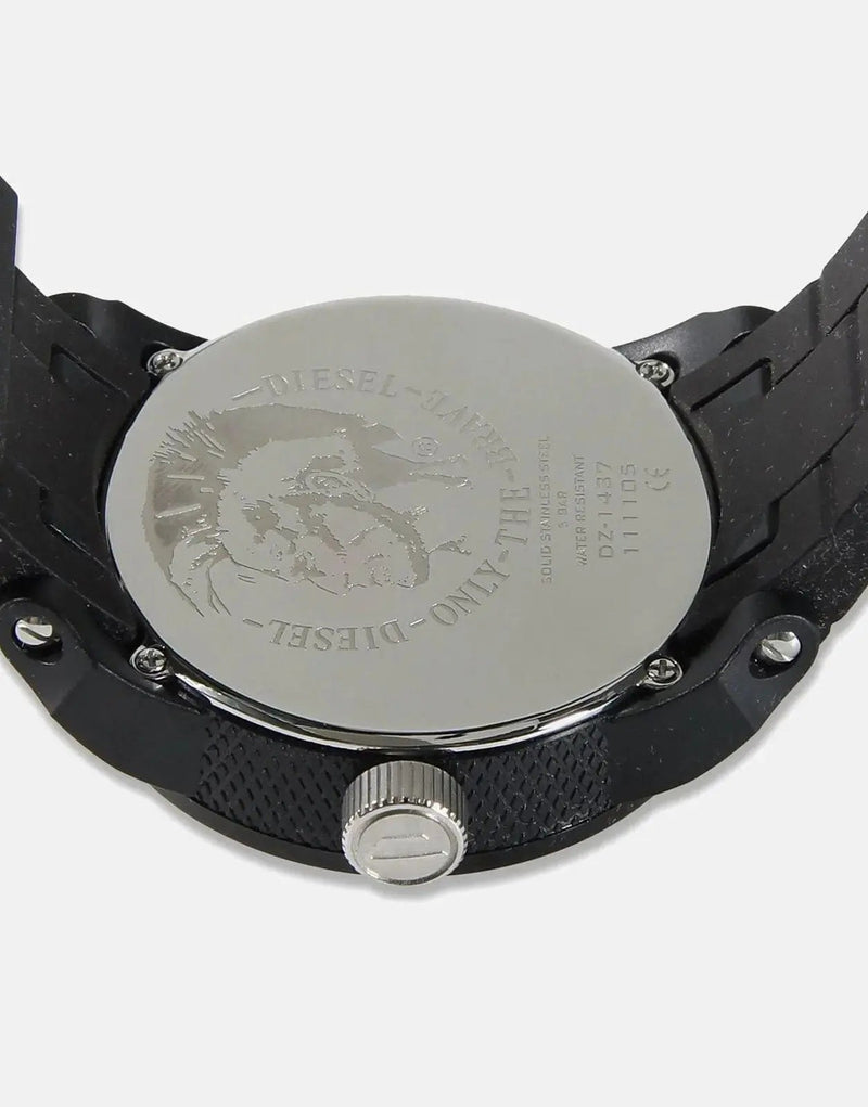Diesel Viewfinder Watch: Bold Gray-Blue Dial, Durable Silicone, Water Resistant