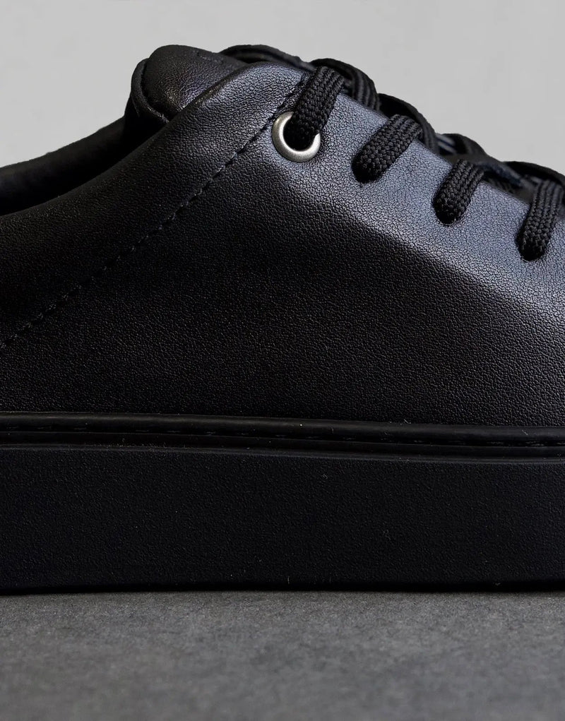 Premium Handmade Leather Low-Top Essential Black Sneakers for Men