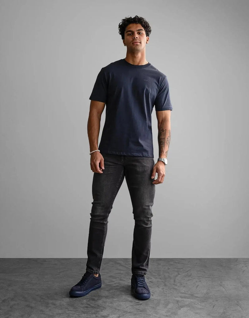 Fade Essential Navy T-Shirt: Premium Cotton Blend, Slim Fit, Ultimate Comfort Style
