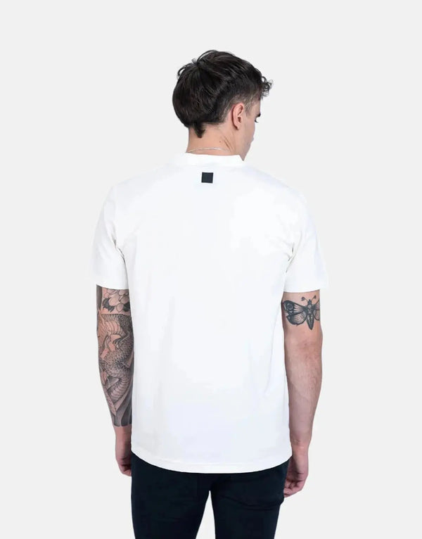 Fade Signature Slim Fit White T-Shirt: Premium Cotton Blend, Everyday Essential