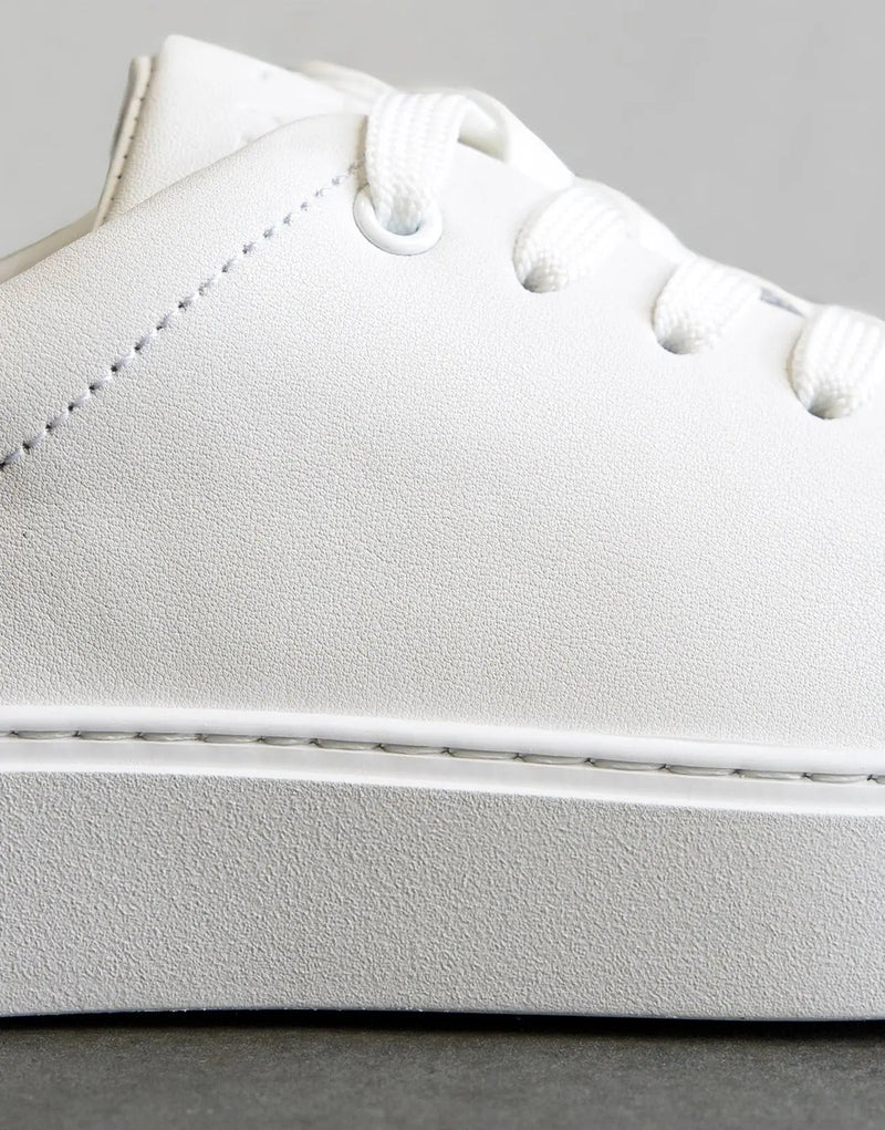 Fade Essential White Leather Sneakers: Premium Comfort, Italian Rubber Sole, Timeless Style