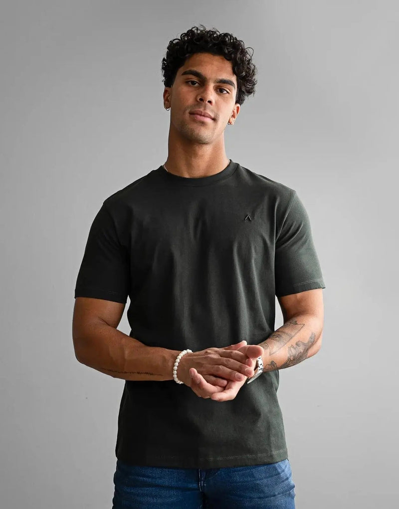Fade Icon Men's Slim Fit Crew Neck Green T-Shirt with Metal Badge