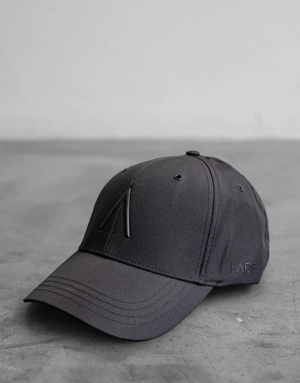 Fade Iconic Black Cap: Breathable Polyester, Comfort Fit, 3D Logo, Matte Accents