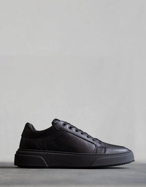 Fade Iconic II Black Leather Sneakers - Premium Italian Sole, Men's Low-Top