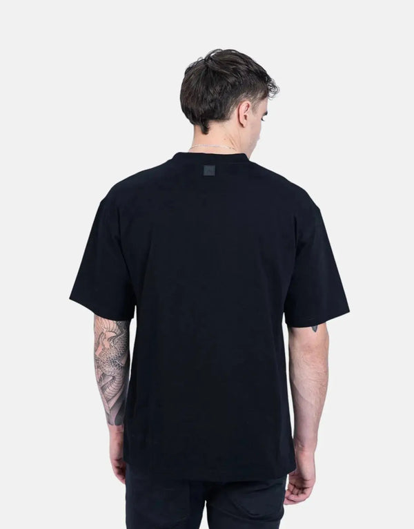 Premium Fade Signature Black Boxy T-Shirt: Modern Comfort, Minimalist Style