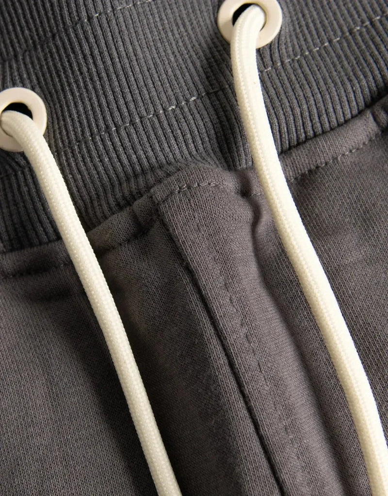 Premium Grey Signature Sweatpants: Slim Fit, Cotton Blend, Zip Pockets, Tapered Comfort
