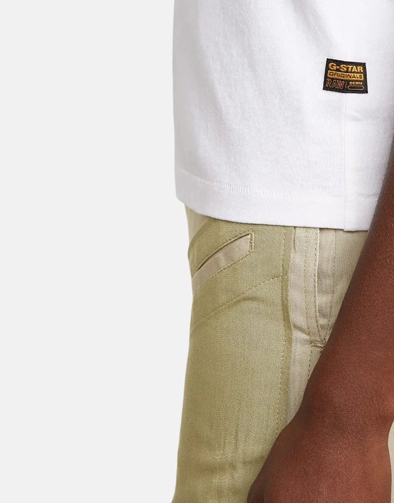 G-Star RAW Embroidered Logo White Organic Cotton T-Shirt for Casual Comfort