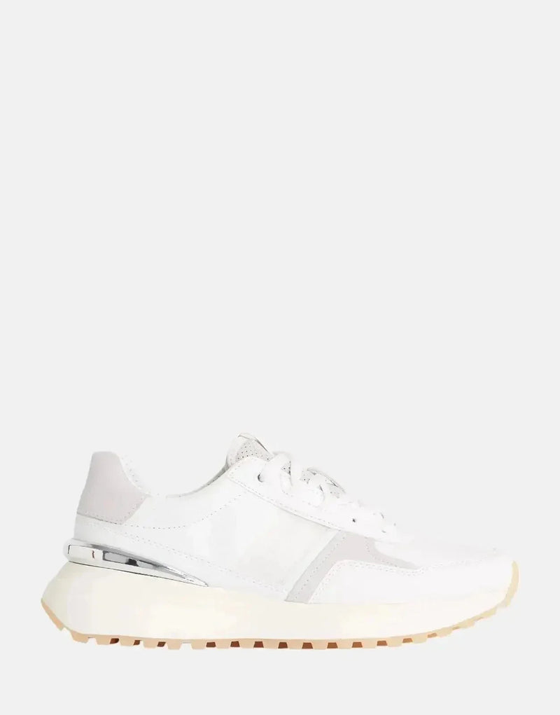 G-Star RAW Lyn Runner Low White Sneakers: Stylish Women's Leather Footwear