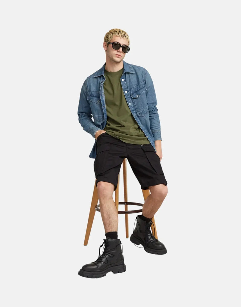 G-Star RAW Rovic Zip Relaxed Black Shorts: Versatile Cargo Design with Adjustable Hem