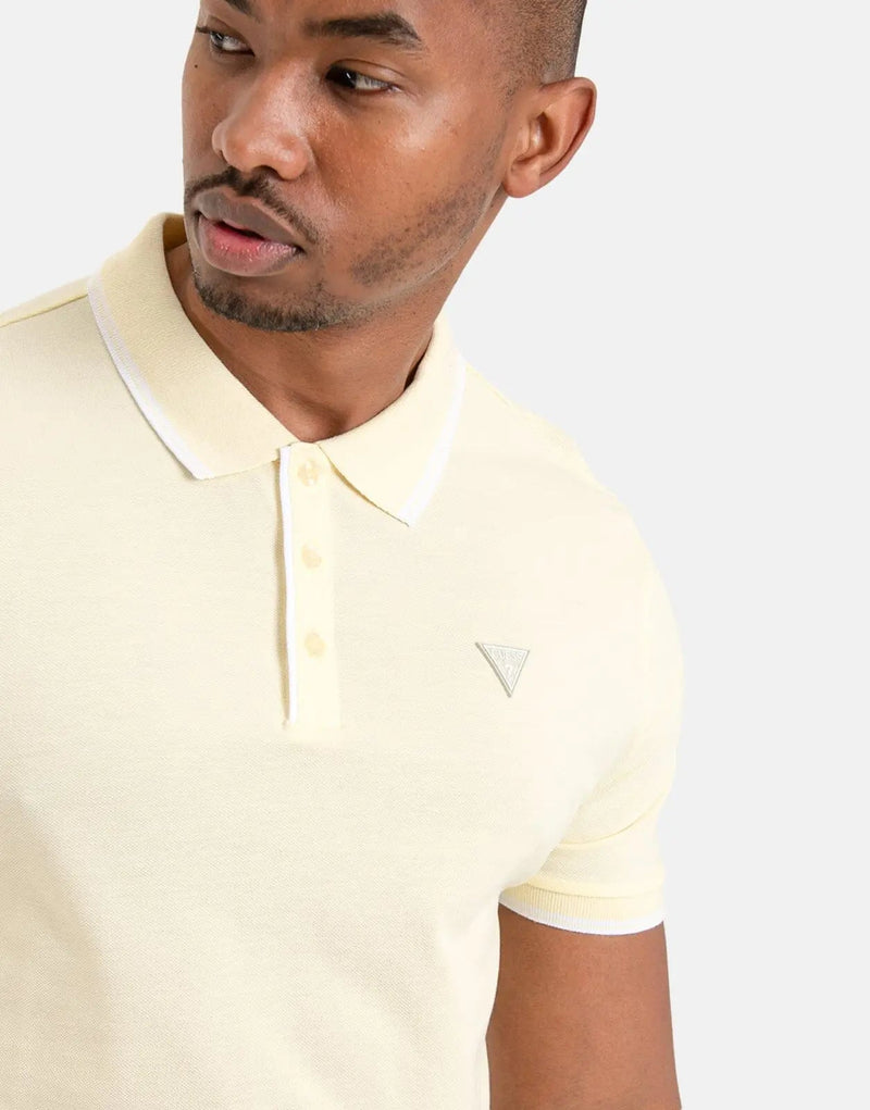 Guess Men's Tipped Core Polo Shirt: Classic Style, Comfort, & Versatile Appeal