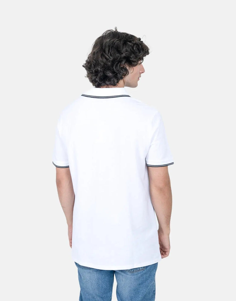 Guess Men's Tipped Core White Polo Shirt – Classic Comfort, Stylish Design