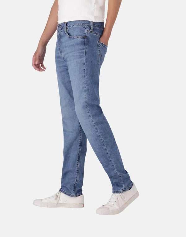 Levi's 502 Taper Jeans: Modern Slim Fit, Versatile Everyday Denim Style