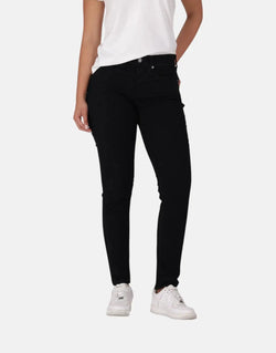 Levi's Women's Curvy High-Rise Super Skinny Black Jeans: Sculpting Stretch Denim