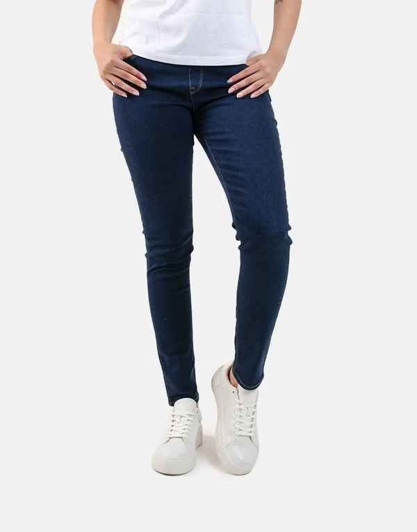 Levi's Women's Dark Wash Stretch Jeggings: Comfortable, Stylish, Versatile Denim Look