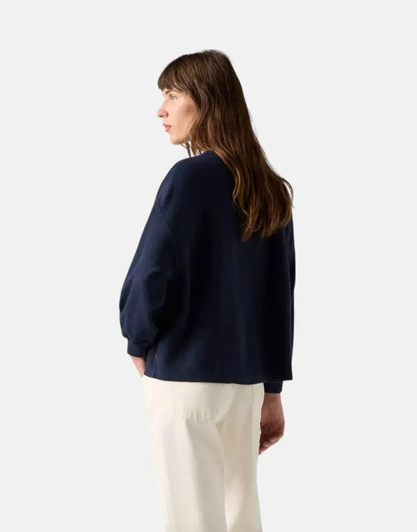 Levi's Vintage Look Graphic Crewneck Sweatshirt: Comfort, Style, and Classic Appeal