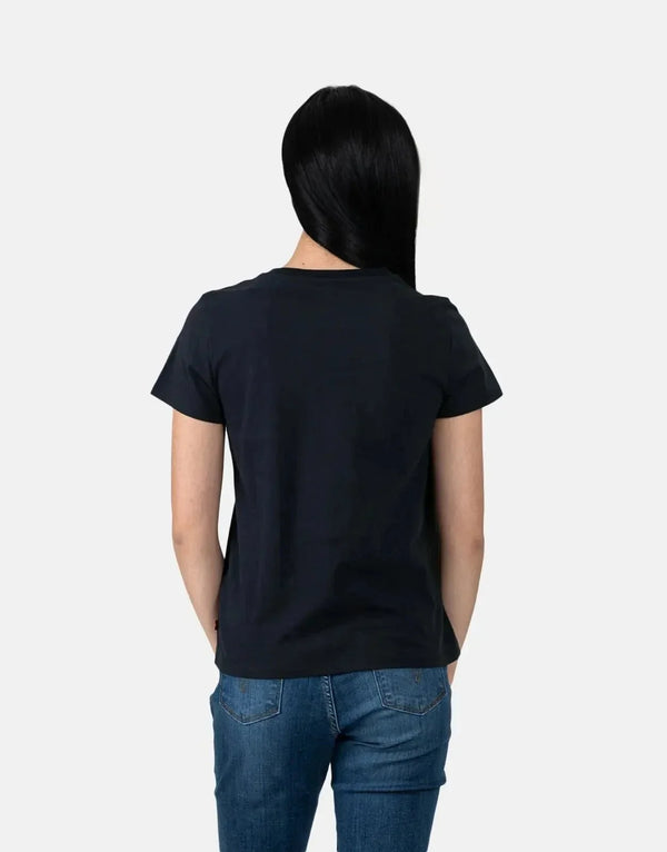 Levi's Iconic Batwing Iridescent Jet Black Women's T-Shirt - Stylish Perfect Tee