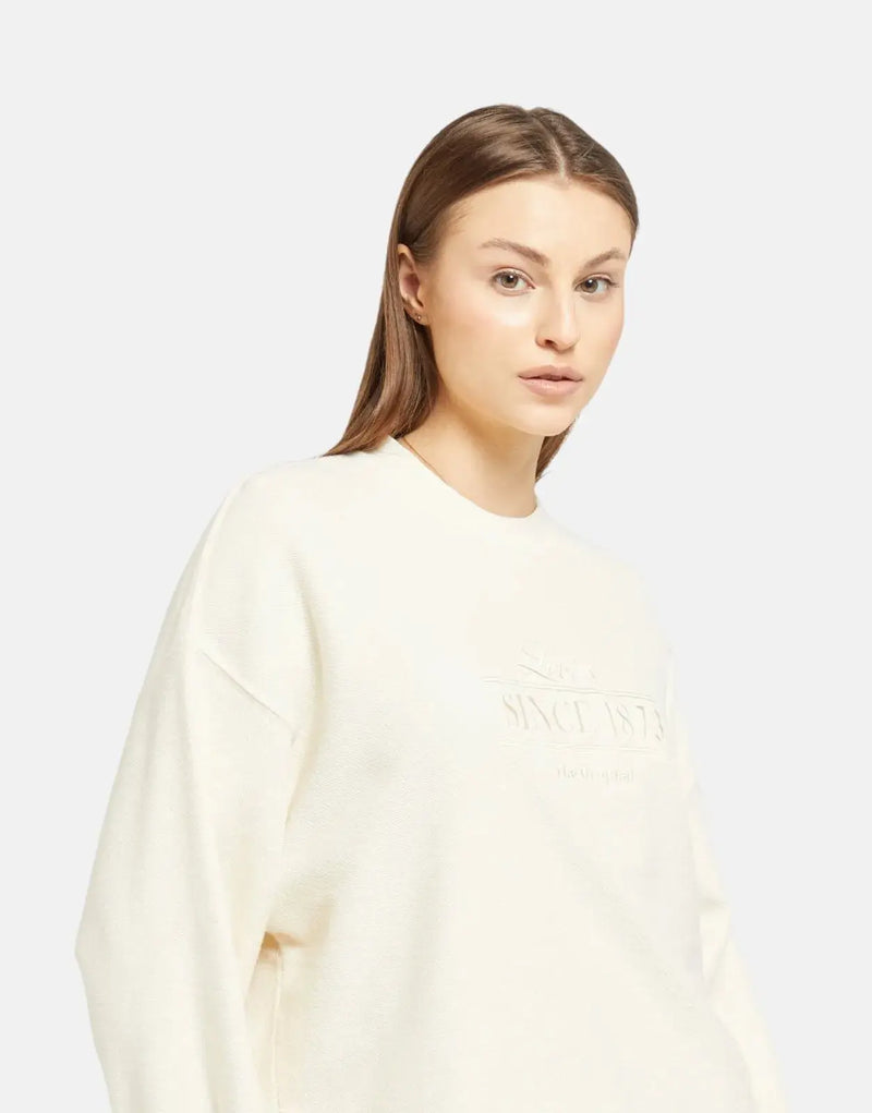 Levis Vintage Leo Crewneck Sweatshirt: Comfortable Cotton, Standard Fit, Graphic Design
