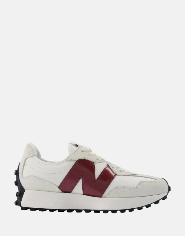New Balance 327JWC Retro-Modern Sneakers: Iconic '70s Style & Oversized N-Logo