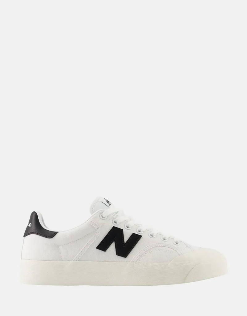 New Balance BB100 White Platform Sneakers: Stylish Comfort, Durable Everyday Wear