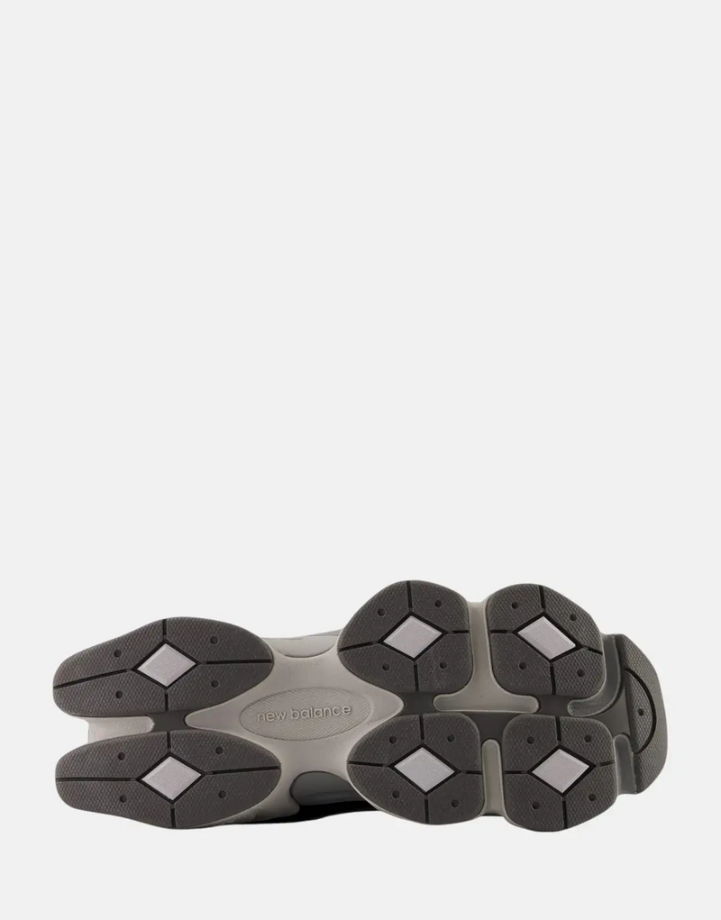 New Balance U9060ERA Retro-Futuristic Sneakers: Comfortable, Stylish, Durable Y2K Design