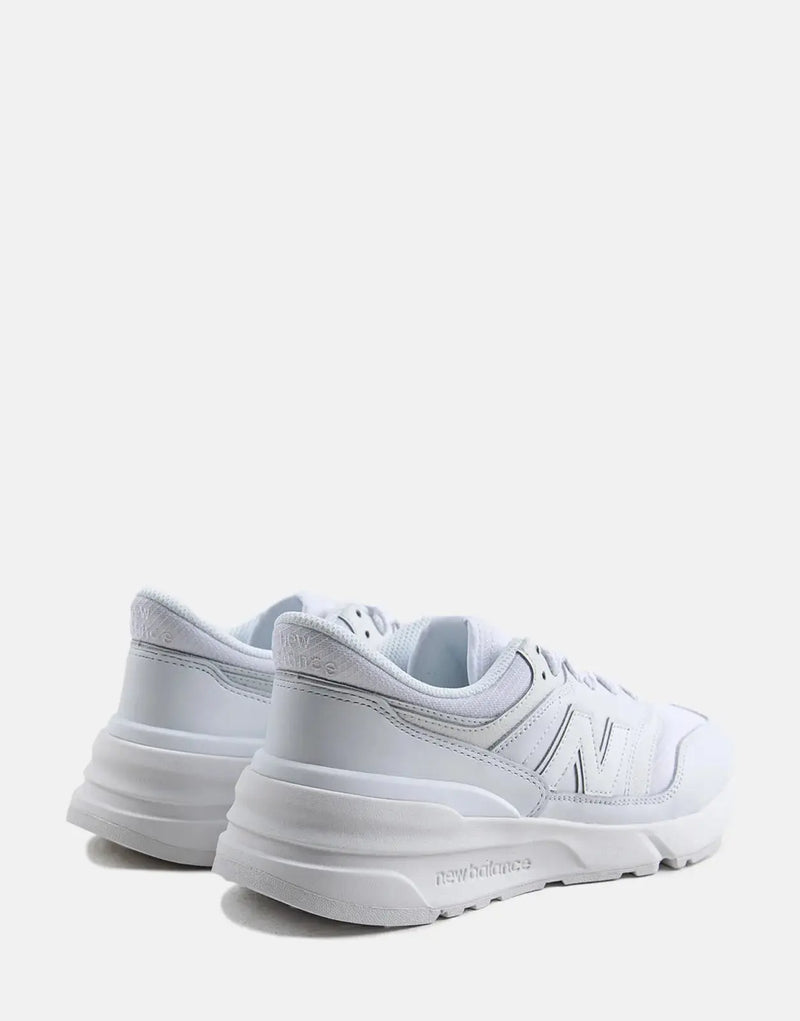 New Balance U997RV1 Premium Lifestyle Sneakers: Iconic Design, Ultimate Comfort