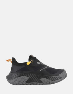 Rugged Waterproof Palladium Offbound WP+ Zip Black Sneakers for Urban Adventures