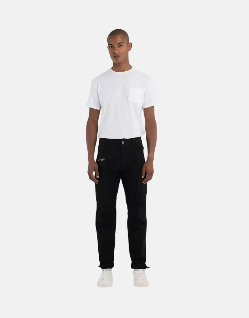 Durable Replay Men's Black Cargo Pants with Comfort Twill Stretch Fabric