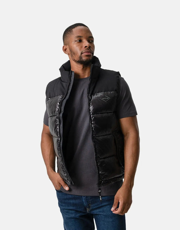 Replay Men's Lightweight Puffer Gilet: Sleek Warmth, Versatile Outdoor Vest