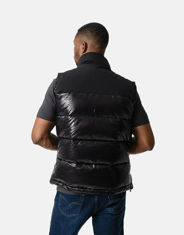 Replay Men's Lightweight Puffer Gilet: Sleek Warmth, Versatile Outdoor Vest