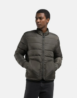 Men's Replay Military Green Lightweight Puffer Jacket: Durable, Warm, Stylish Comfort