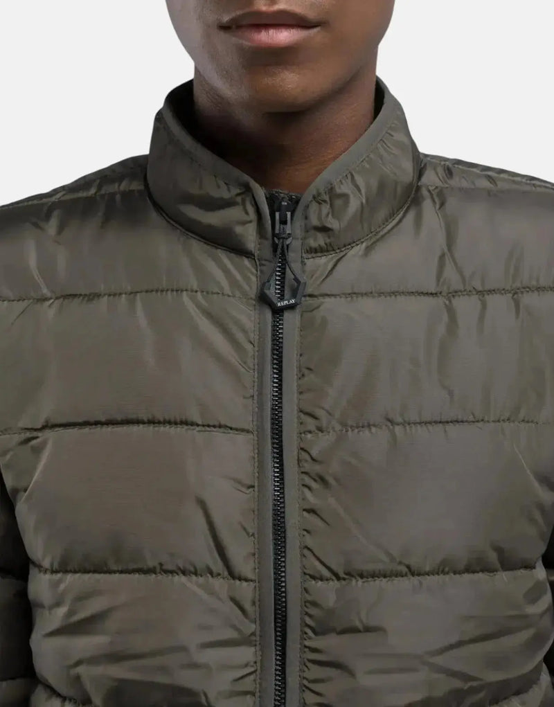 Men's Replay Military Green Lightweight Puffer Jacket: Durable, Warm, Stylish Comfort