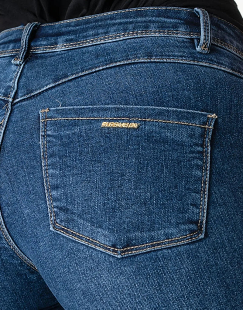 Sissy Boy Axel Women's Straight Leg Jeans: Classic Blue Denim Comfort
