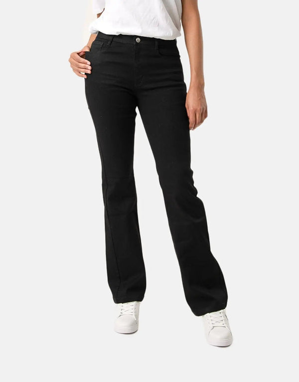 Sissy Boy Women's Mid-Rise Black Bootleg Jeans: Stylish, Flattering Fit