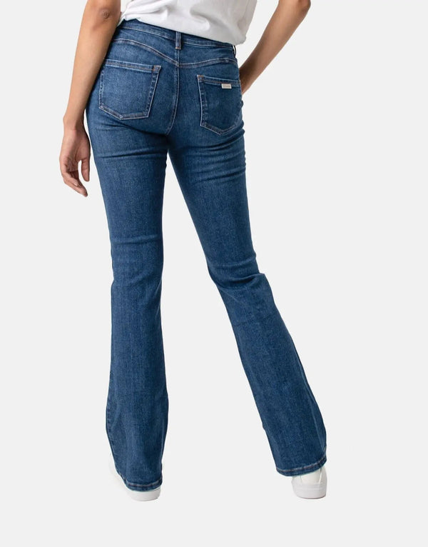 Sissy Boy Women's Mid-Waist Bootleg Jeans, Medium Vintage Wash, Flattering Fit